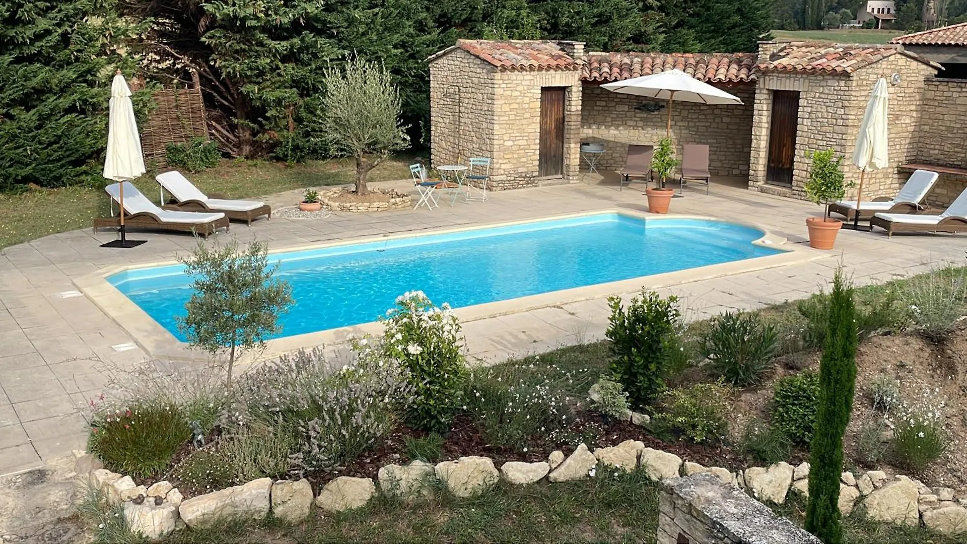 Bed & Breakfast Le Mas De Caroline Gargas
